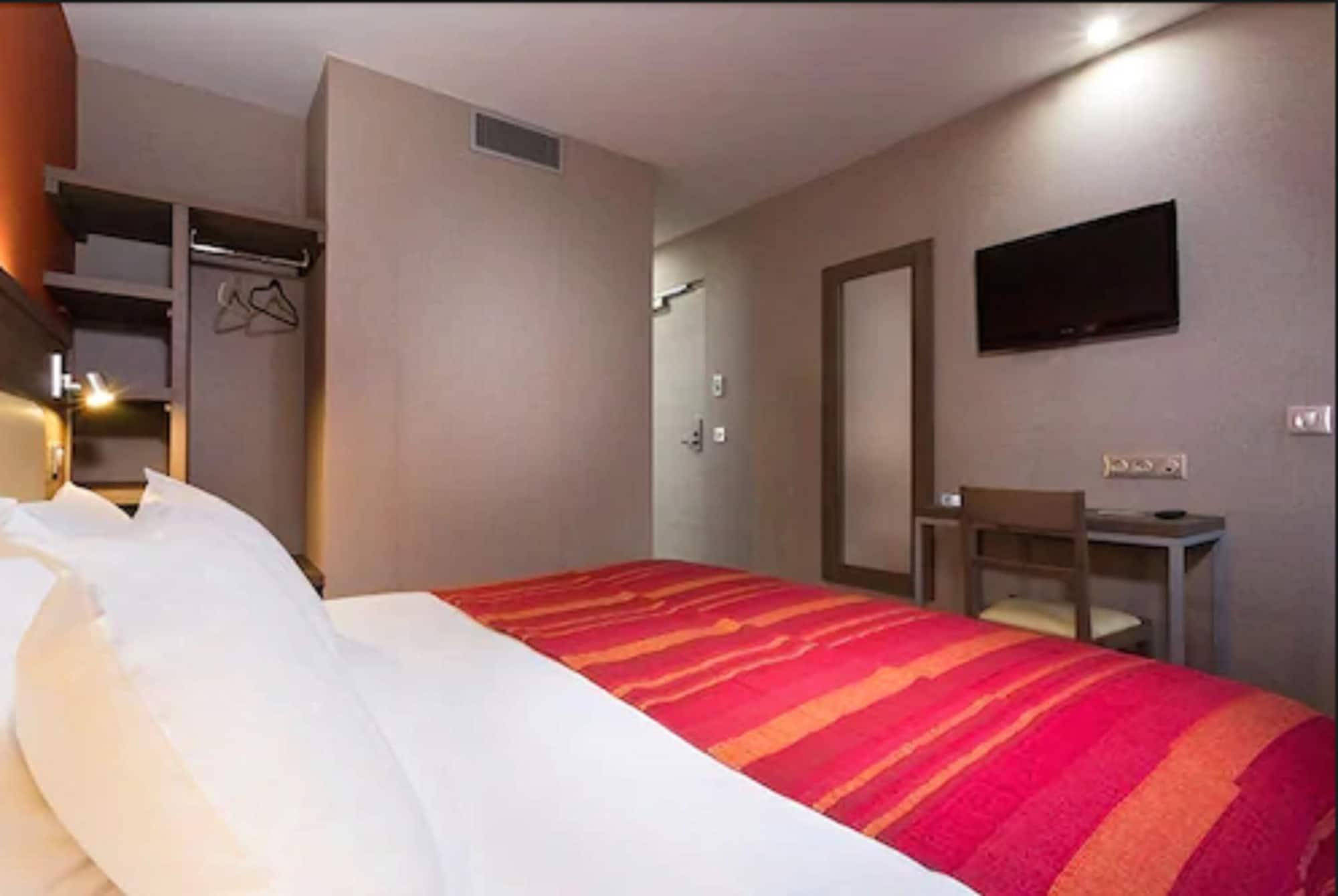 Hotel Des Pavillons Paris Ngoại thất bức ảnh