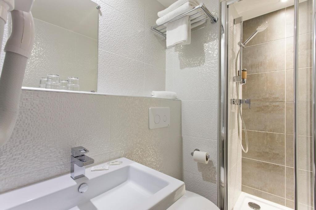 Hotel Des Pavillons Paris Phòng bức ảnh