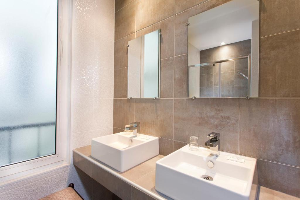 Hotel Des Pavillons Paris Phòng bức ảnh